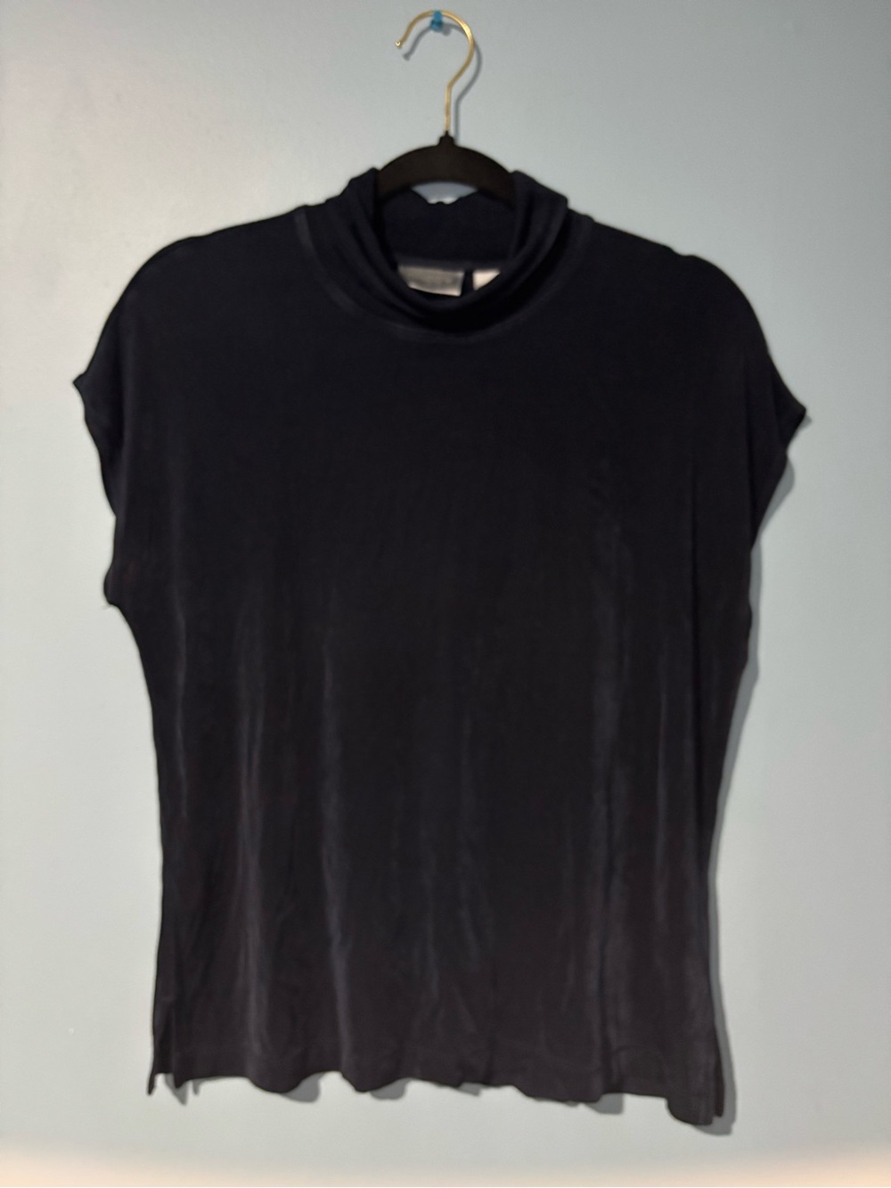 Chico’s Travelers Dark Navy Mock Neck Short Sleeve Top Size 2